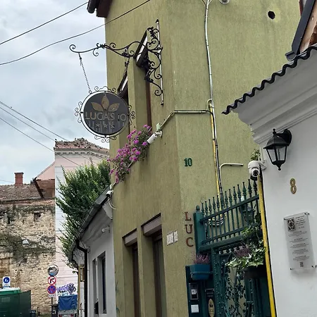 Lucas 10 公寓式酒店 克卢日-纳波卡