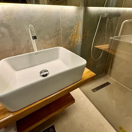 Lucas 10 Aparthotel Cluj-Napoca