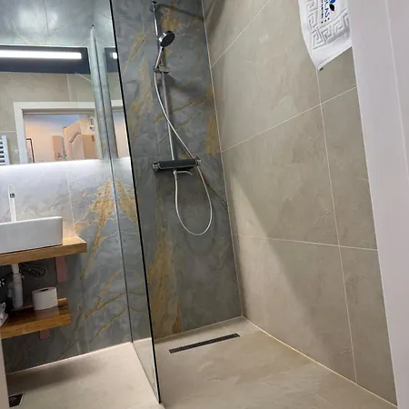 公寓式酒店 Lucas 10 克卢日-纳波卡