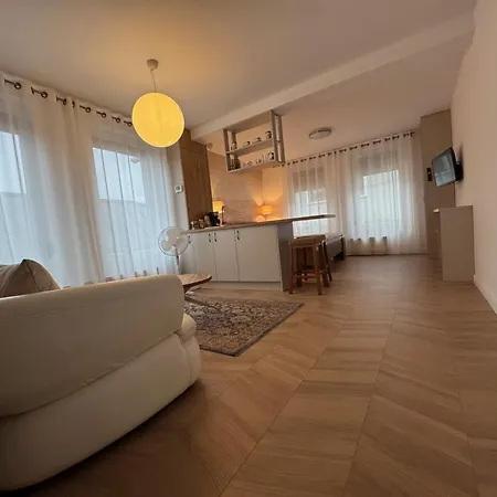 Aparthotel Lucas 10