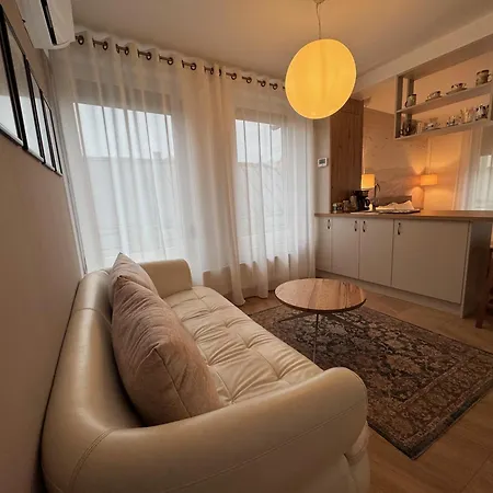 Lucas 10 Aparthotel Kluž