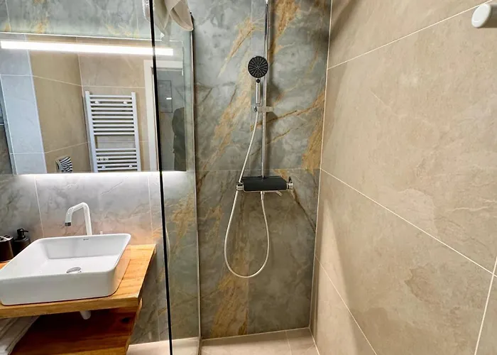 Apartmanhotel Lucas 10 3*